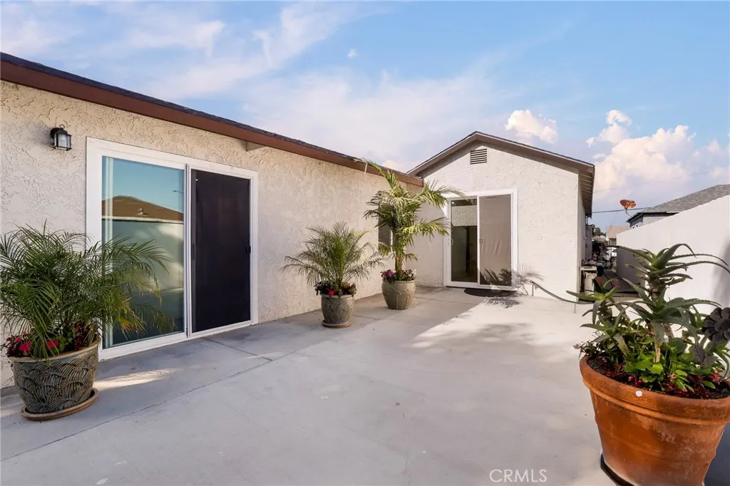 1520 W 216th Street, Torrance, California 90501 home-pic-30