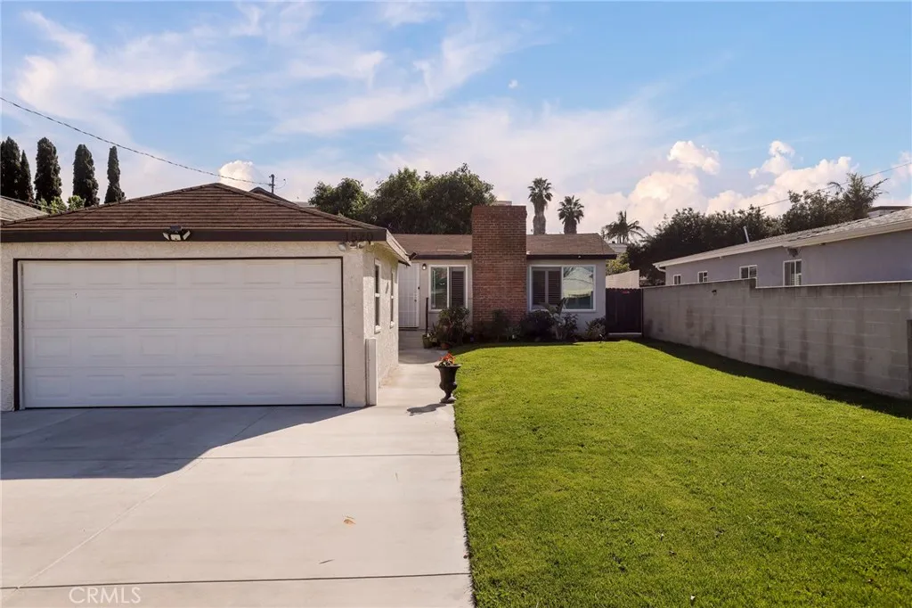 1520 W 216th Street, Torrance, California 90501 home-pic-35