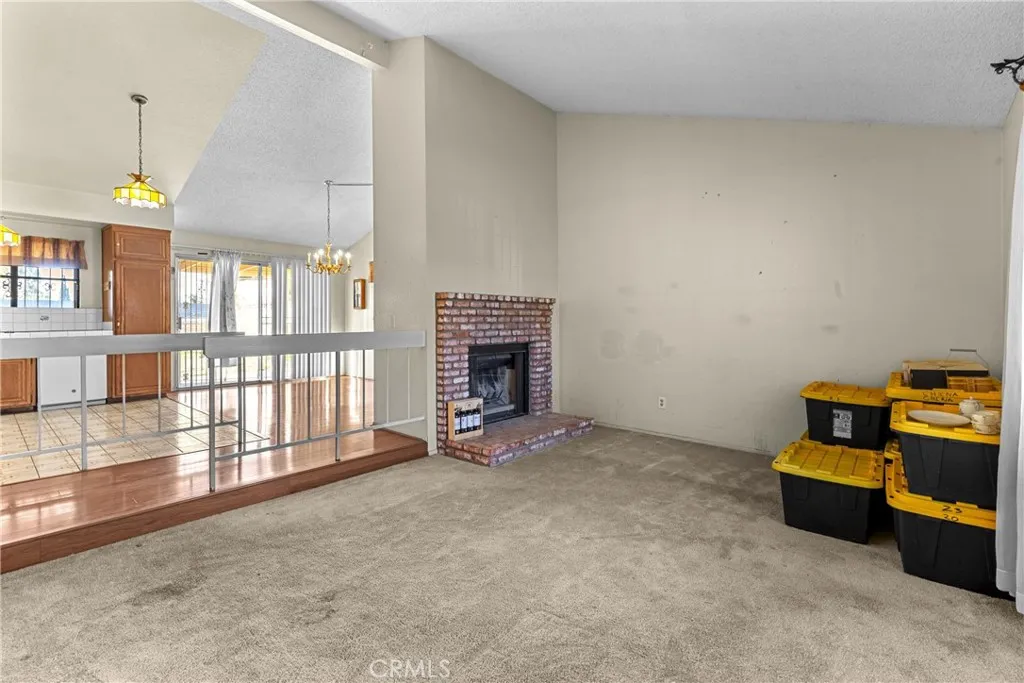1895 W Gilbert, San Bernardino, California 92411 home-pic-4