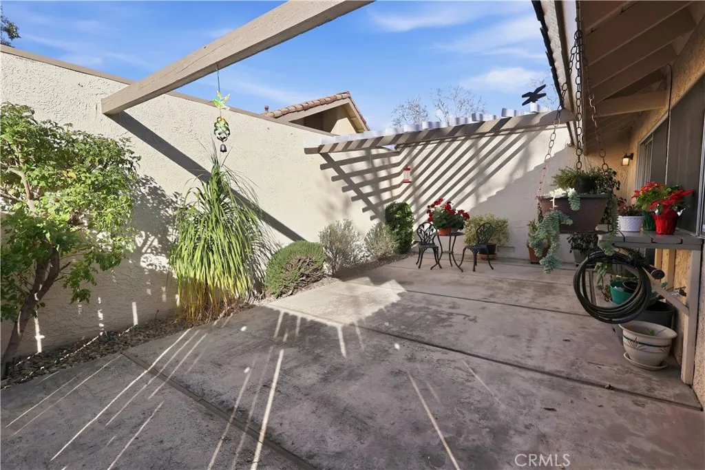 11477 Benton, Loma Linda, California 92354 home-pic-23