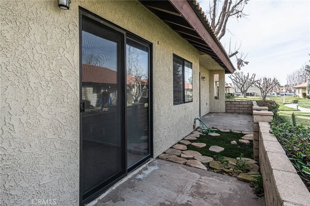 19256 Cottonwood, Apple Valley, California 92308 home-pic-25
