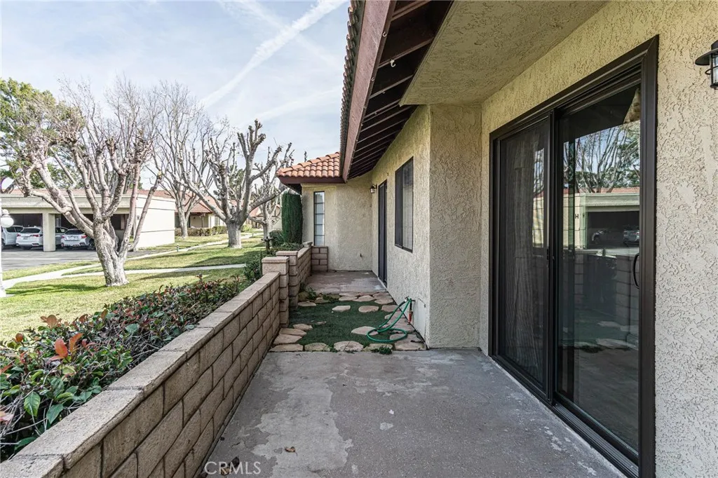 19256 Cottonwood, Apple Valley, California 92308 home-pic-24