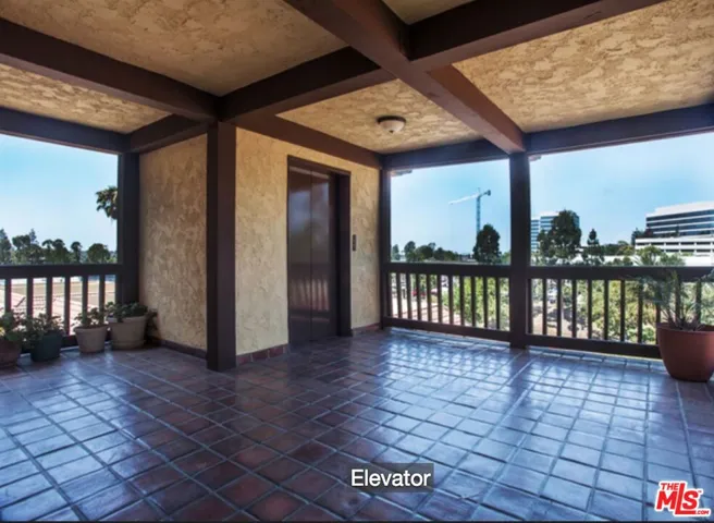 6th Floor Elevator Lobby