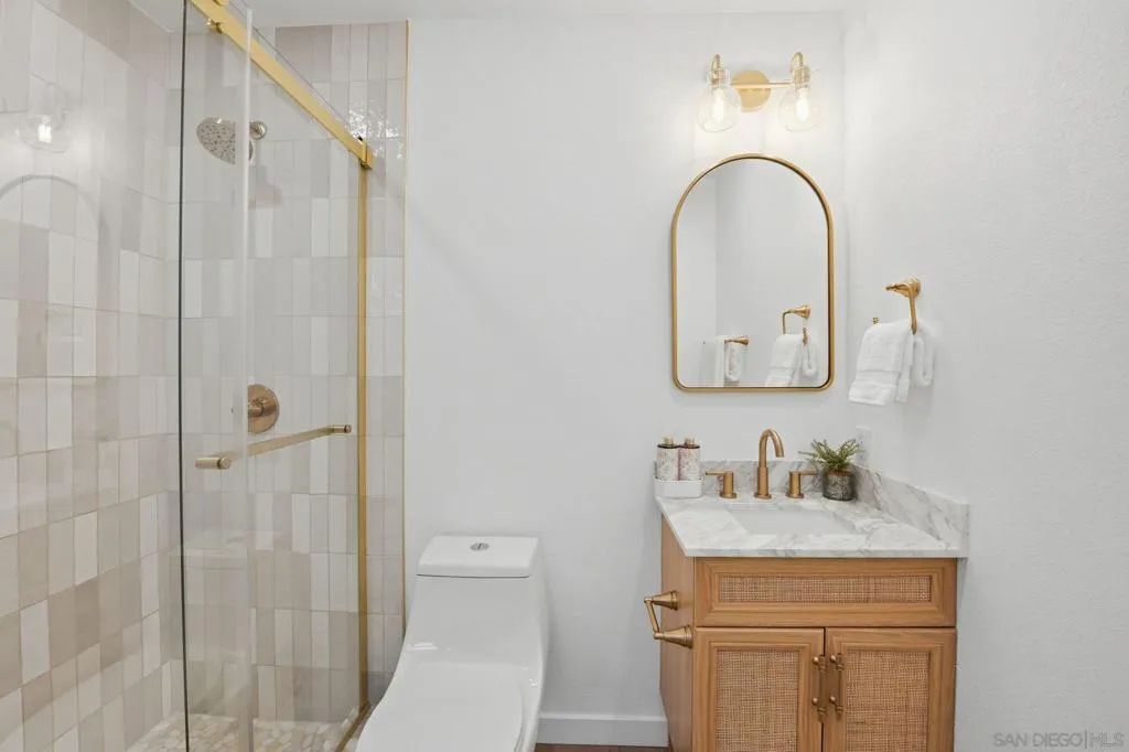 1926 Springdale Ln, Encinitas, California 92024 home-pic-18