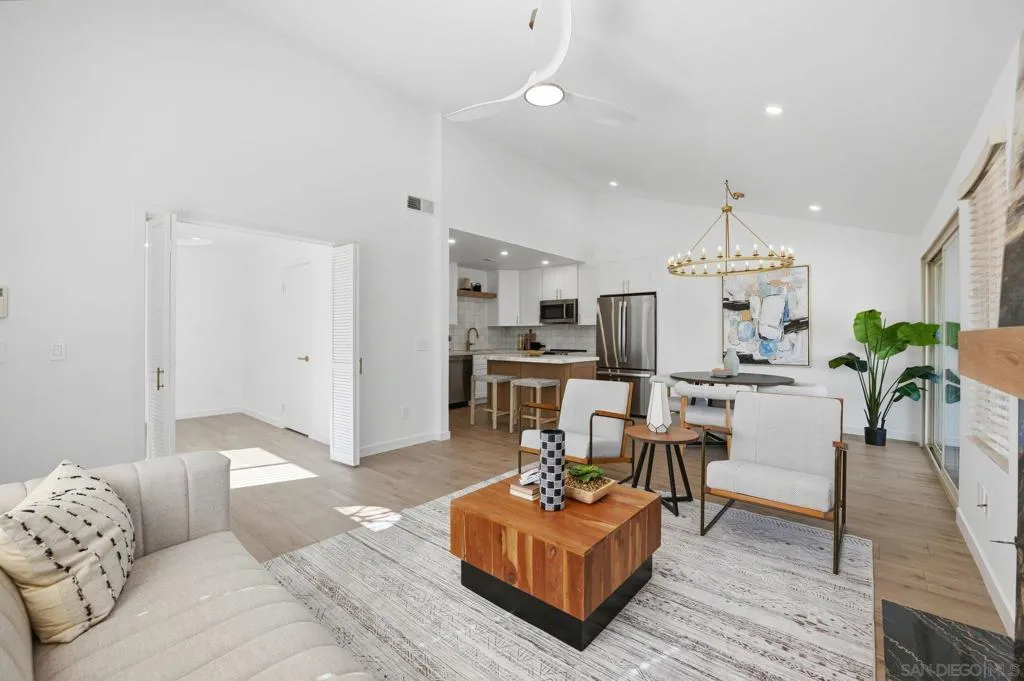 1926 Springdale Ln, Encinitas, California 92024 home-pic-7