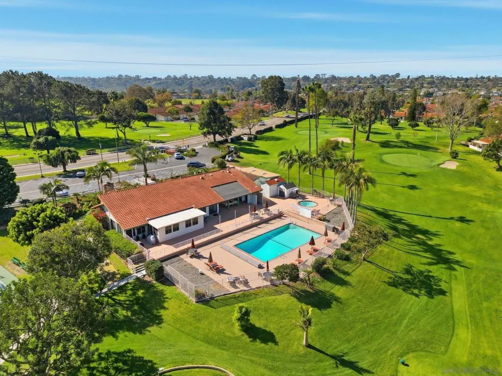 1926 Springdale Ln, Encinitas, California 92024 home-pic-24