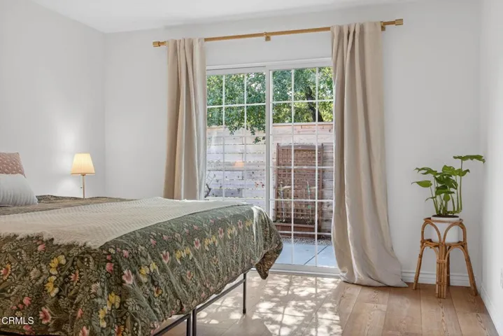 27 24-web-or-mls-Upmarketmedia_1309Gre-0