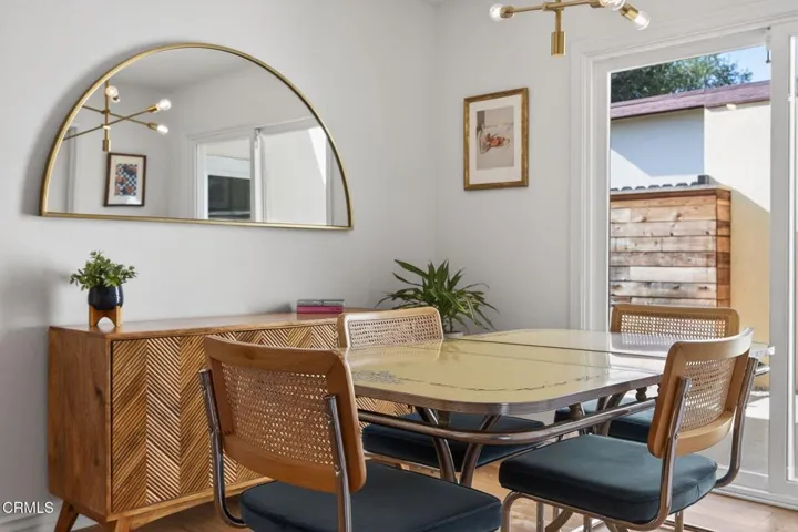 13 11-web-or-mls-Upmarketmedia_1309Gre-0