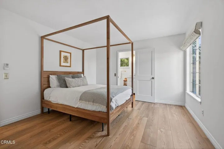 22 19-web-or-mls-Upmarketmedia_1309Gre-0