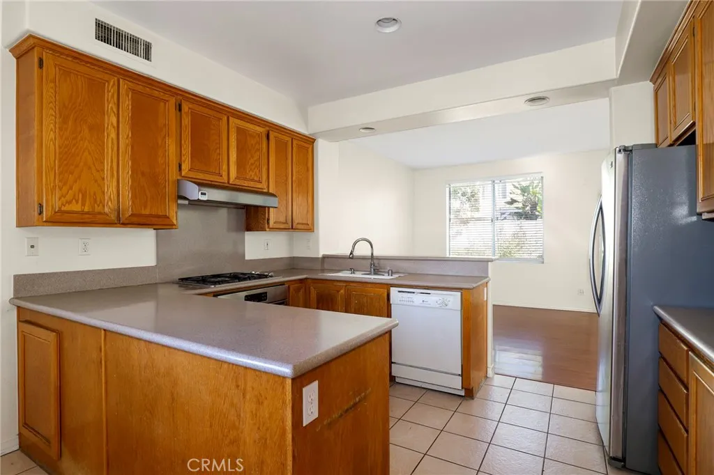 15201 Matisse Circle, La Mirada, California 90638 home-pic-16