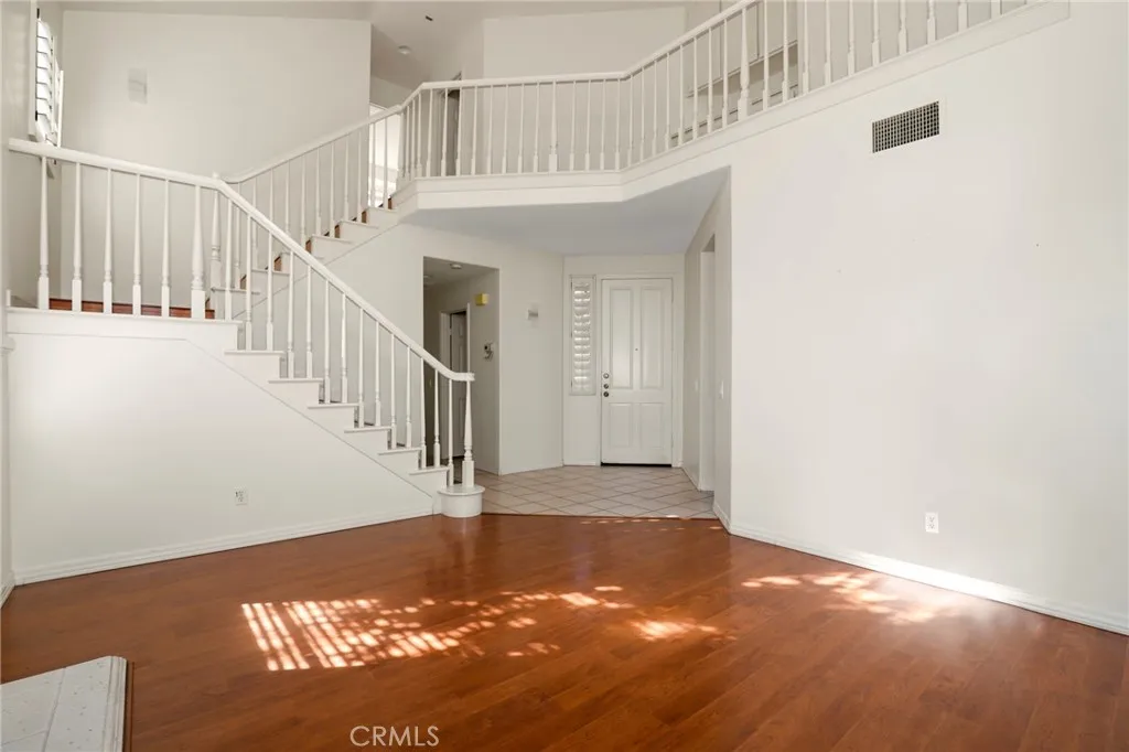 15201 Matisse Circle, La Mirada, California 90638 home-pic-8