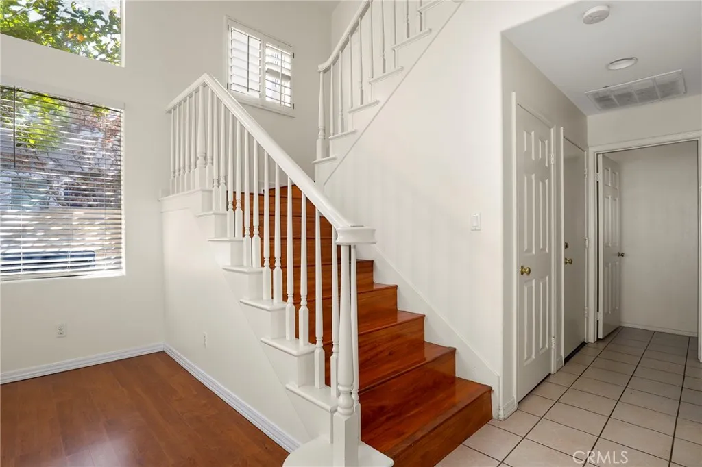 15201 Matisse Circle, La Mirada, California 90638 home-pic-4