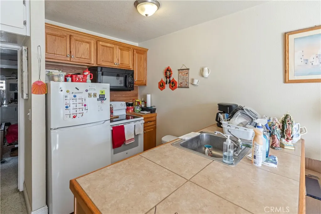 355 E Main, Merced, California 95340 home-pic-22