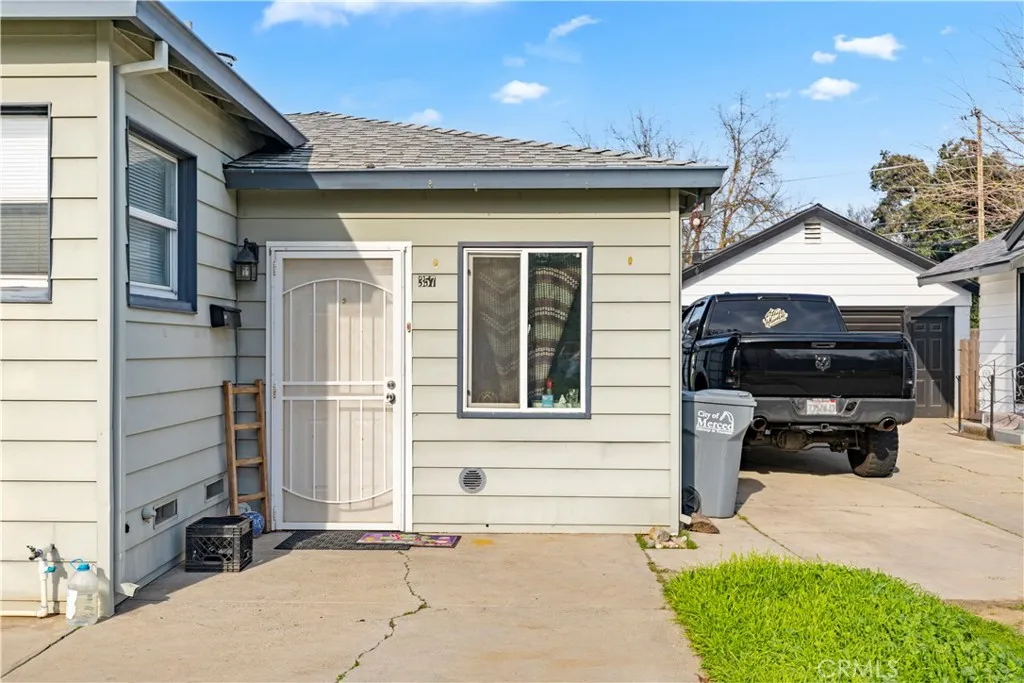 355 E Main, Merced, California 95340 home-pic-3