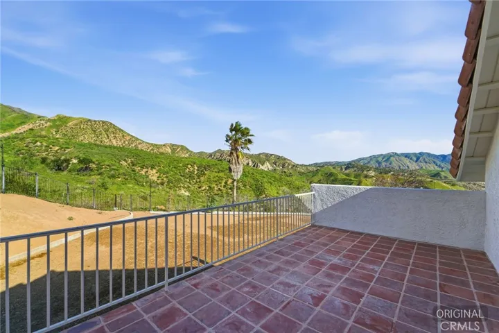 13047 Garris, Granada Hills, California 91344