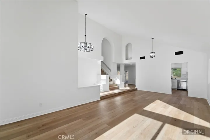 13047 Garris, Granada Hills, California 91344