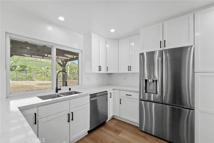 13047 Garris, Granada Hills, California 91344