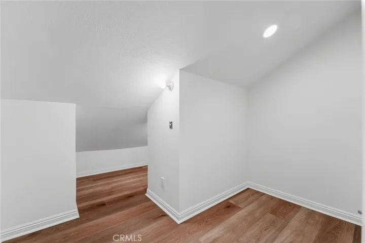 13047 Garris, Granada Hills, California 91344