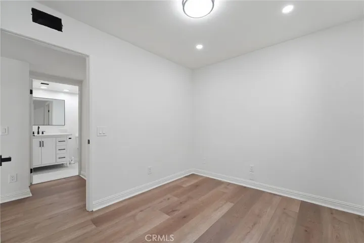 13047 Garris, Granada Hills, California 91344