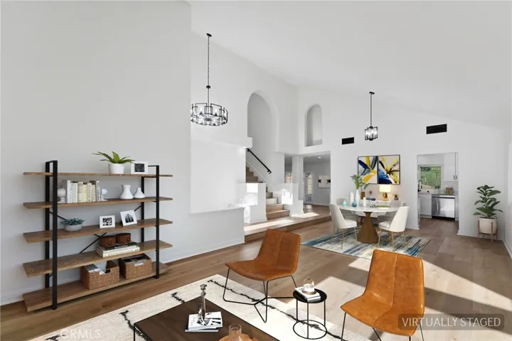 13047 Garris, Granada Hills, California 91344