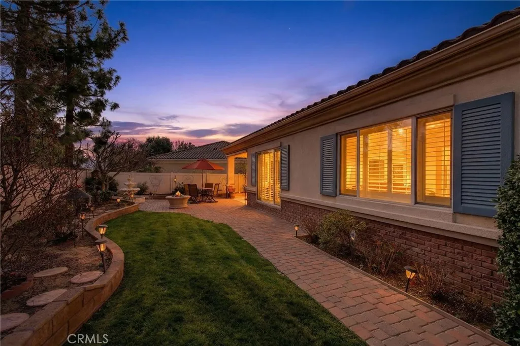 1578 Castle Pines, Beaumont, California 92223 home-pic-36