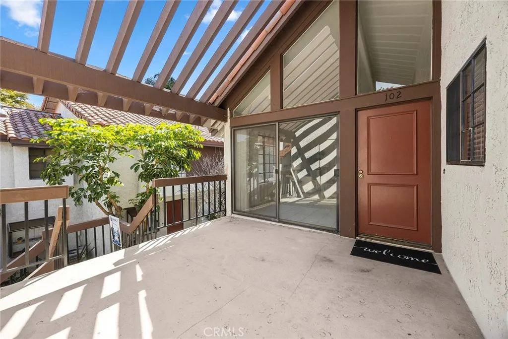 102 Kauai Lane, Placentia, California 92870 home-pic-3