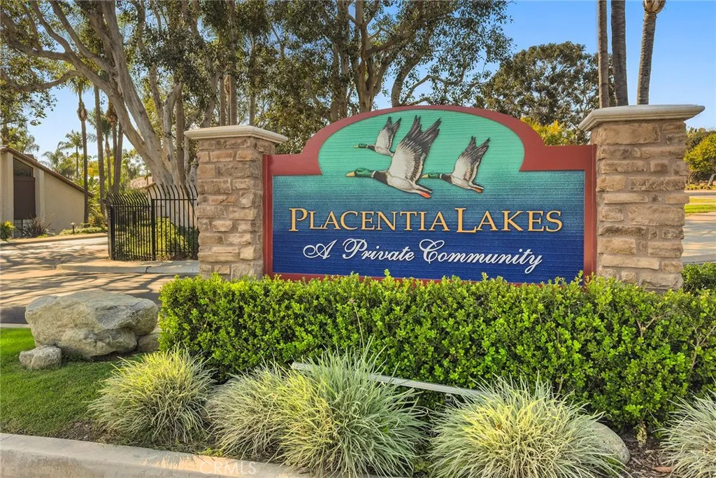 102 Kauai Lane, Placentia, California 92870 home-pic-16
