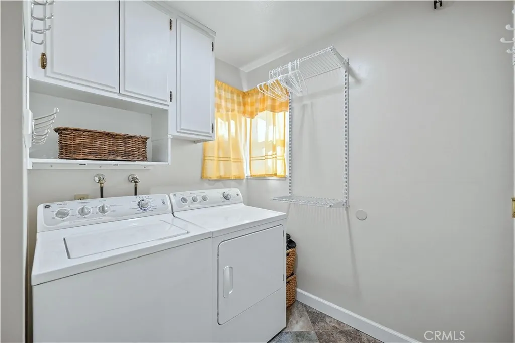 1393 Sunrise Circle S, Upland, California 91784 home-pic-26