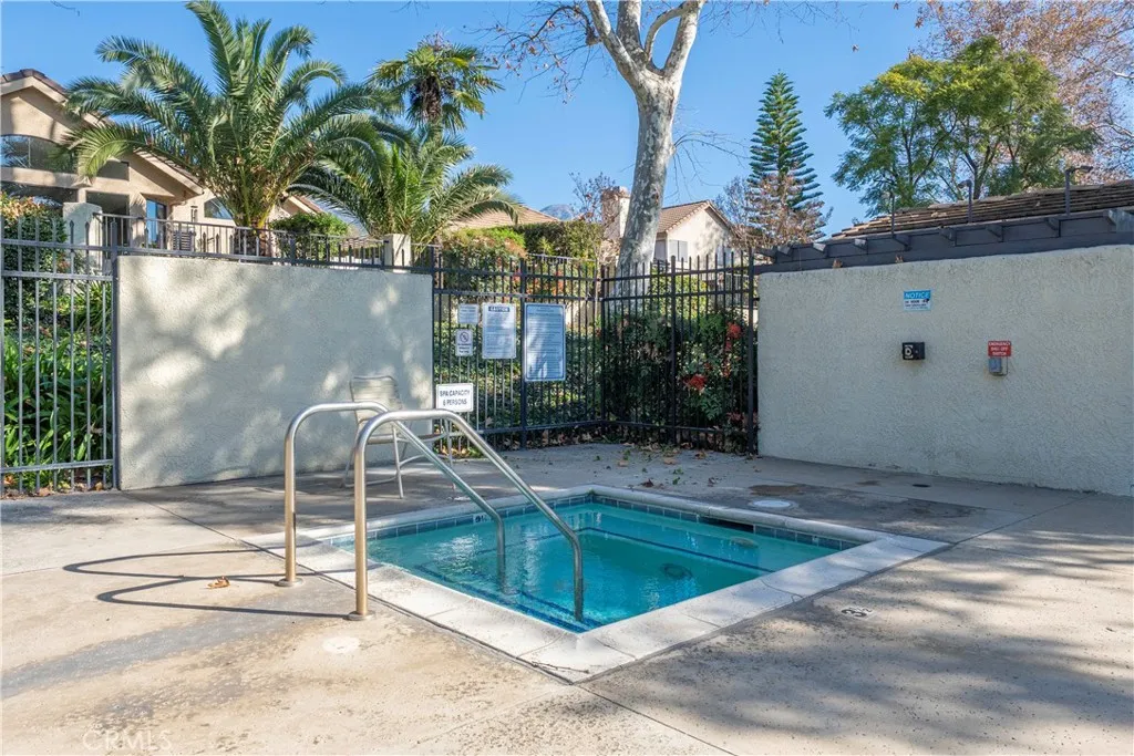 1393 Sunrise Circle S, Upland, California 91784 home-pic-37
