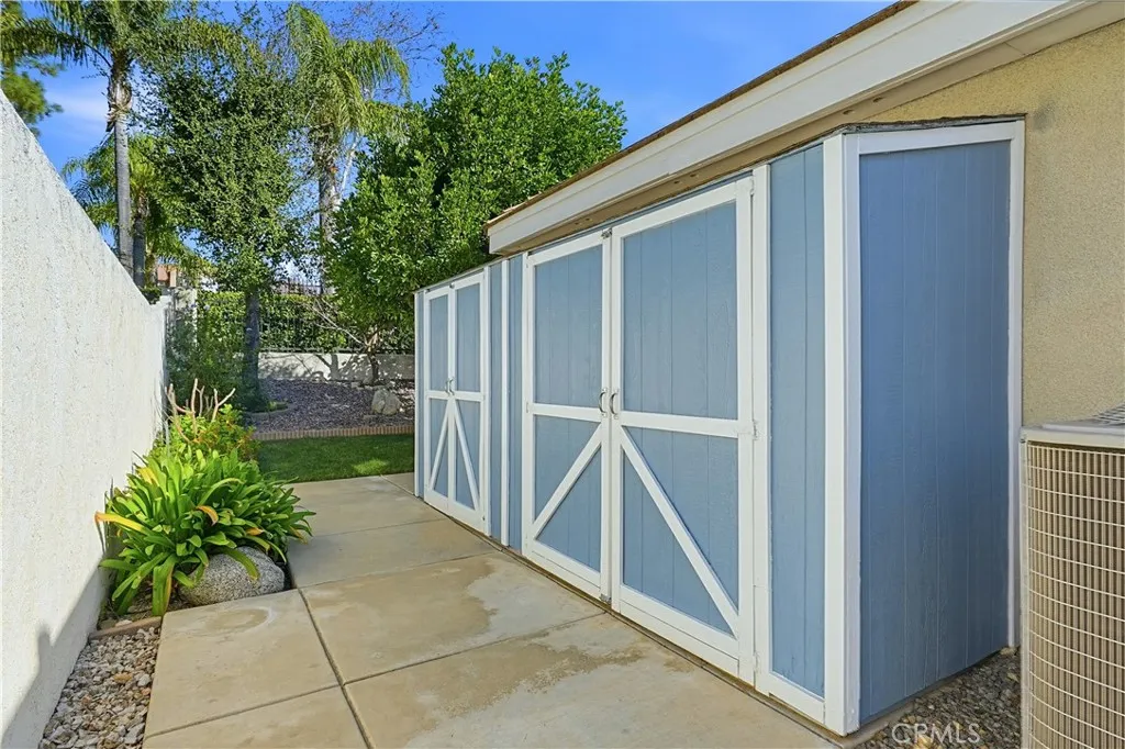 1393 Sunrise Circle S, Upland, California 91784 home-pic-34