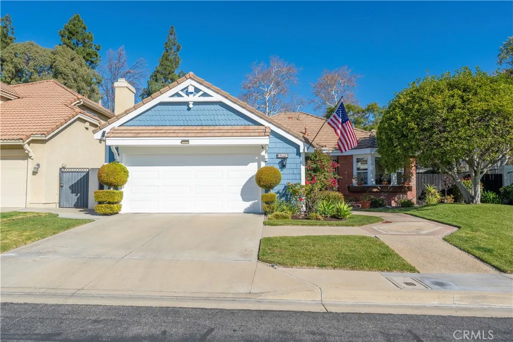 1393 Sunrise Circle S, Upland, California 91784 home-pic-1