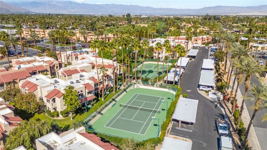 Tennis & Pickle Ball