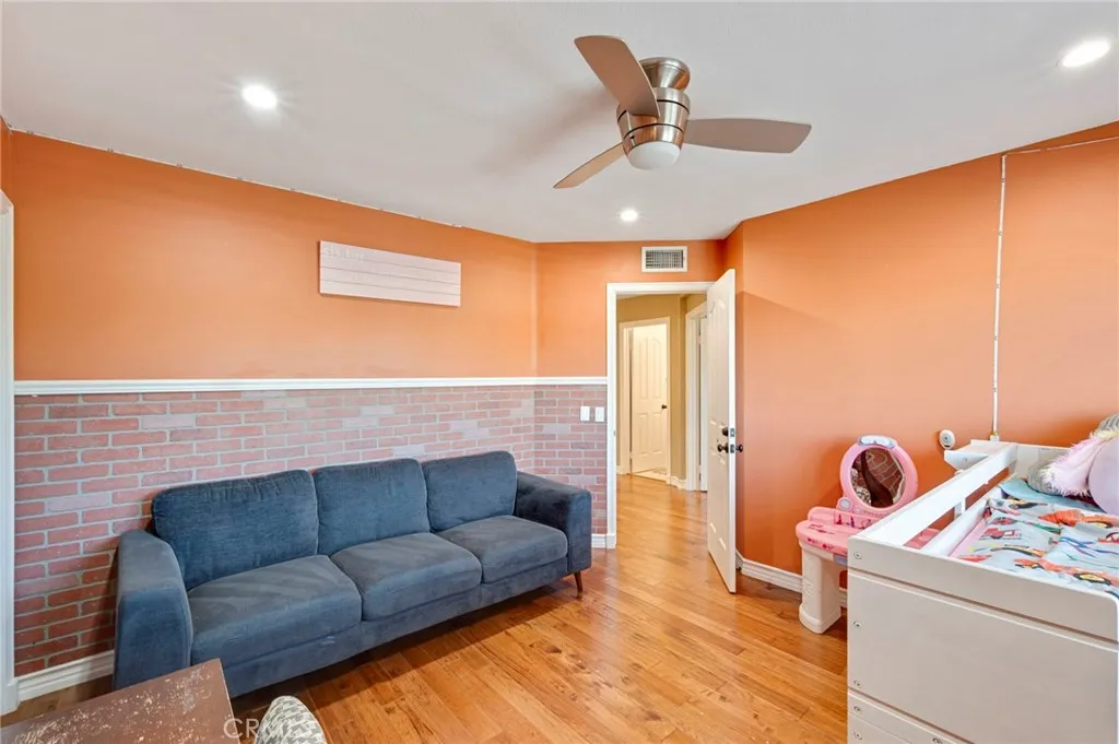 9598 Naples Drive, Cypress, California 90630 home-pic-20