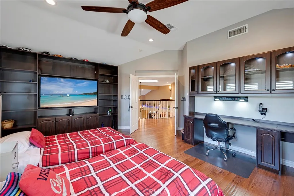 9598 Naples Drive, Cypress, California 90630 home-pic-17
