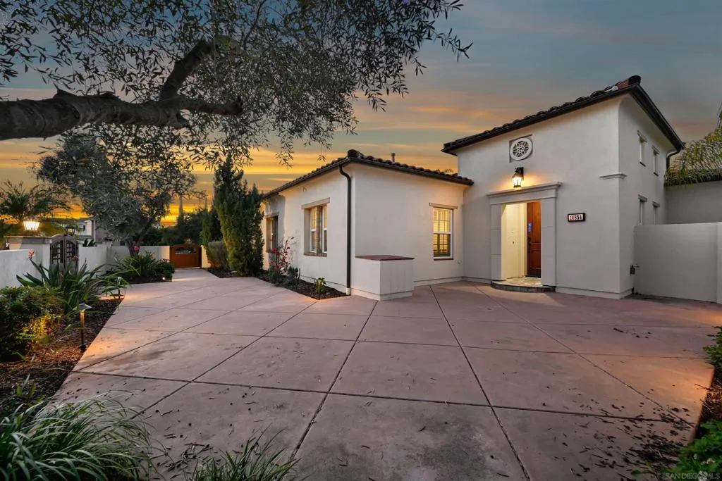 14854 Eden Mills Pl, San Diego, California 92131 home-pic-4