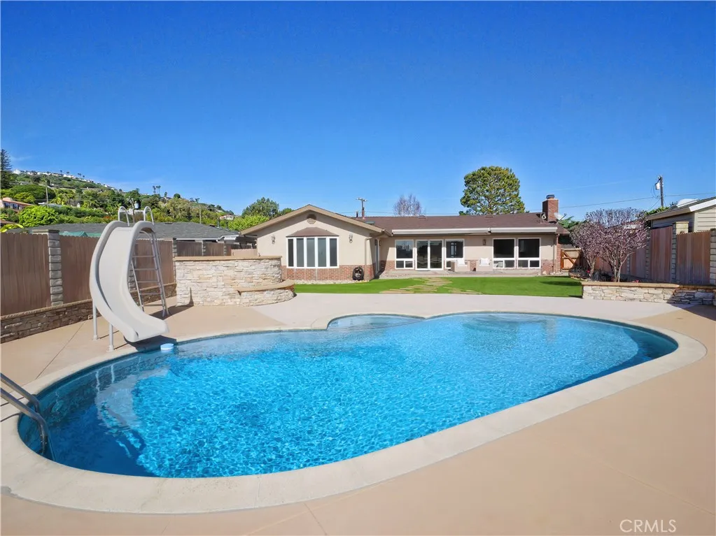 30520 Santa Luna Drive, Rancho Palos Verdes, California 90275 home-pic-37