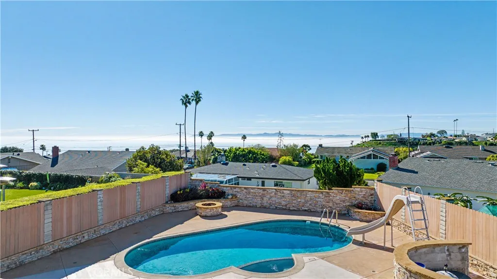 30520 Santa Luna Drive, Rancho Palos Verdes, California 90275 home-pic-45