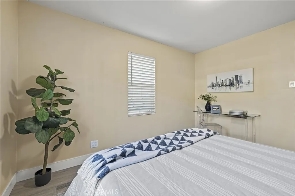 13573 Eldridge, Sylmar, California 91342 home-pic-26