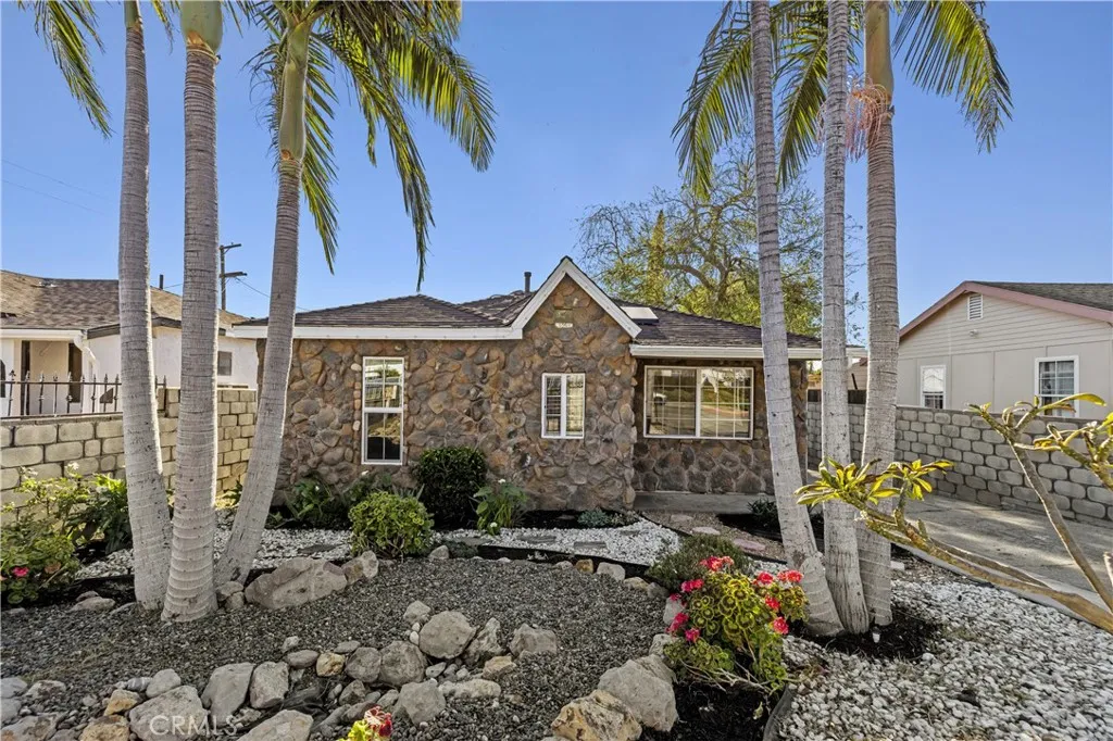 13573 Eldridge, Sylmar, California 91342 home-pic-1