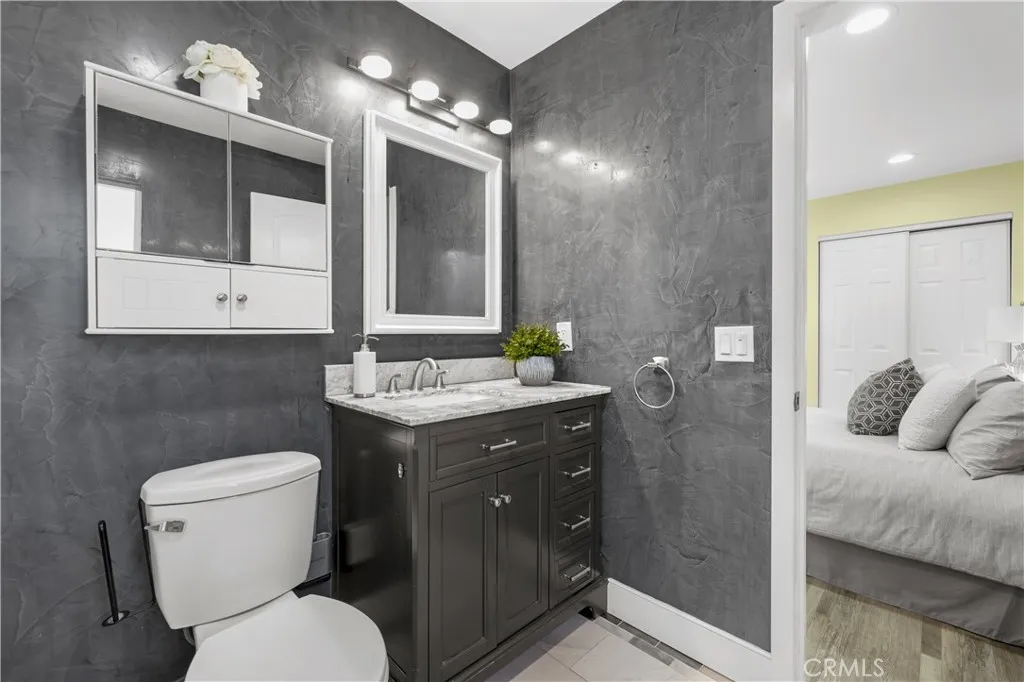 13573 Eldridge, Sylmar, California 91342 home-pic-23