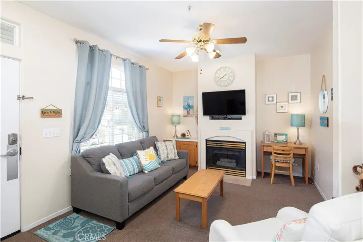 444 Pier Avenue 8, Oceano, California 93445