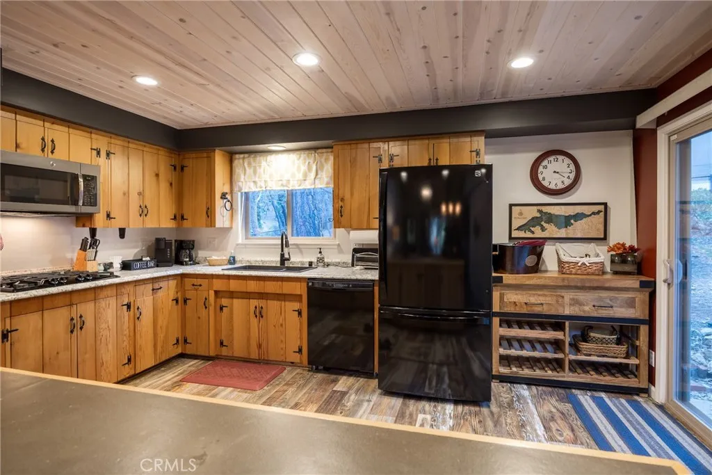 41175 Terrapin, Big Bear Lake, California 92315 home-pic-24