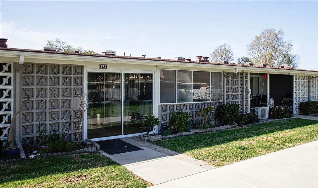 13930 Church Place, Seal Beach, California 90740 home-pic-2