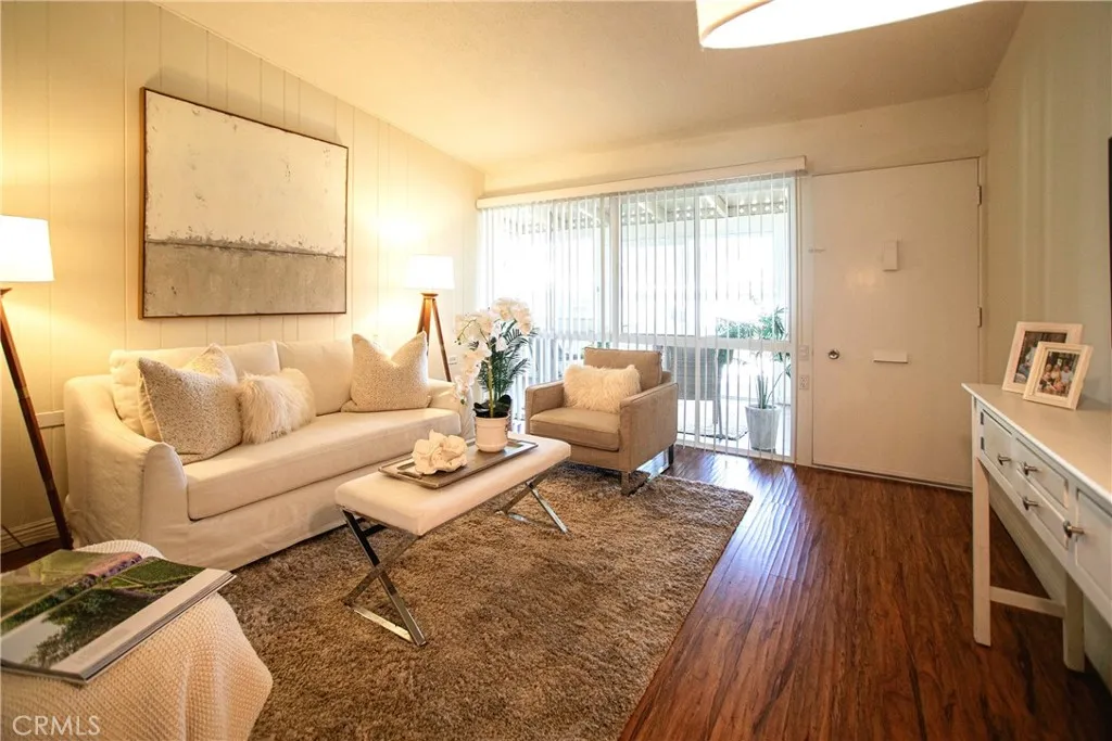 13930 Church Place, Seal Beach, California 90740 home-pic-12