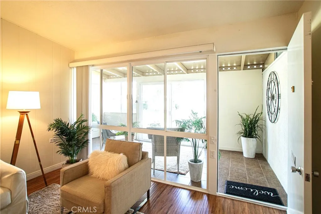 13930 Church Place, Seal Beach, California 90740 home-pic-10