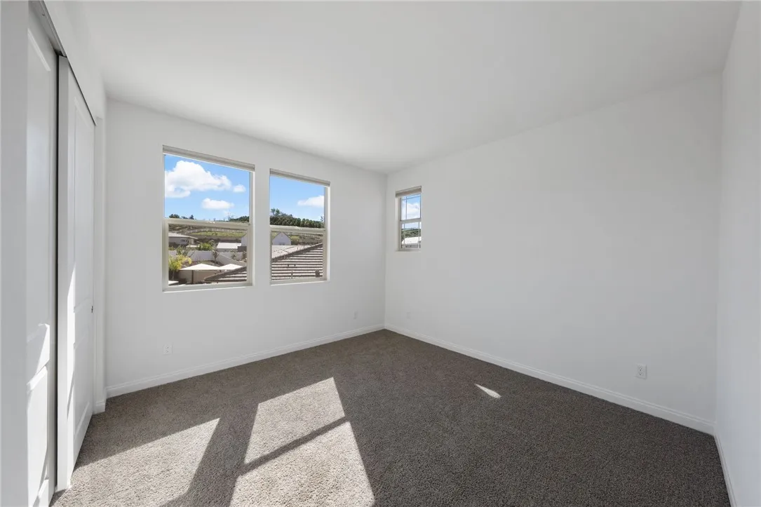 32366 Lucida Drive, Temecula, California 92591 home-pic-37