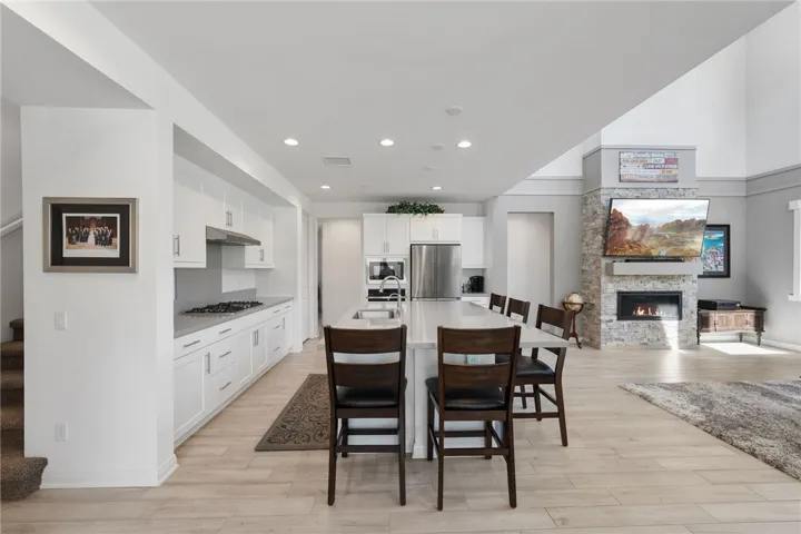 32366 Lucida Drive, Temecula, California 92591