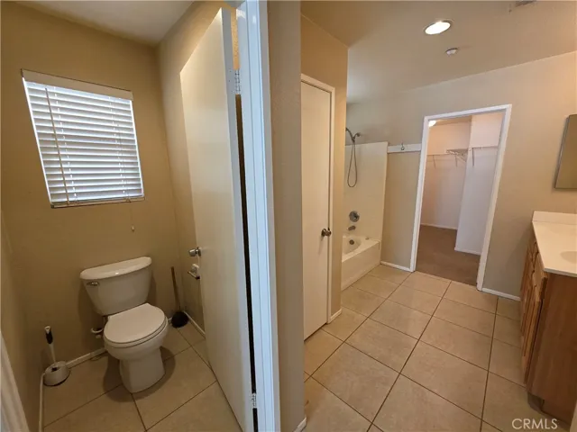 16185 Stoneridge, Fontana, California 92336