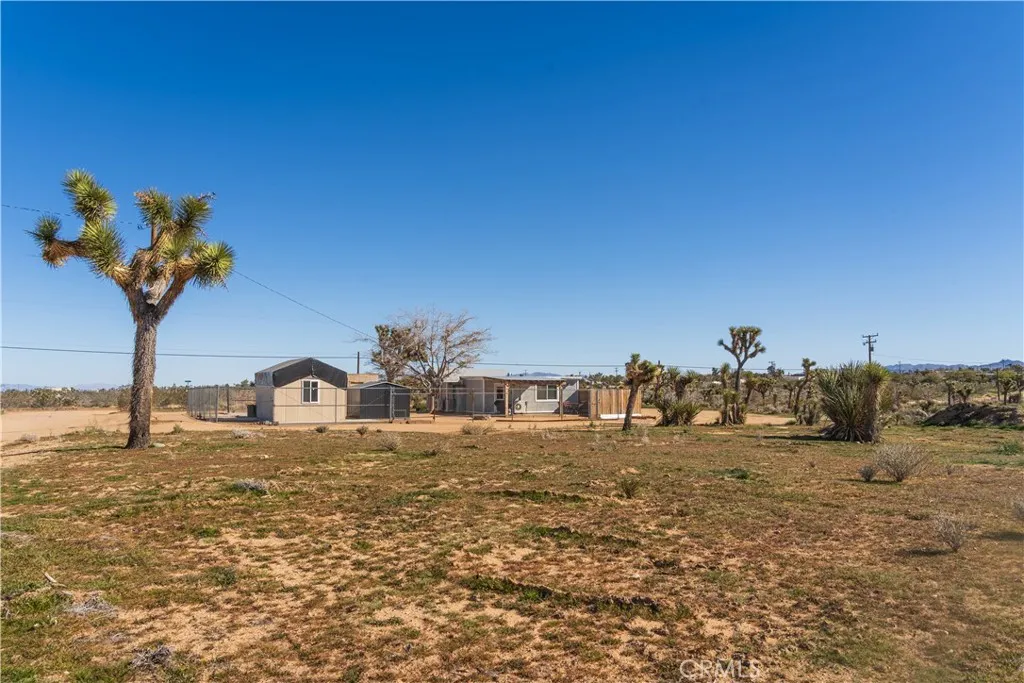 3220 Sage, Yucca Valley, California 92284 home-pic-38