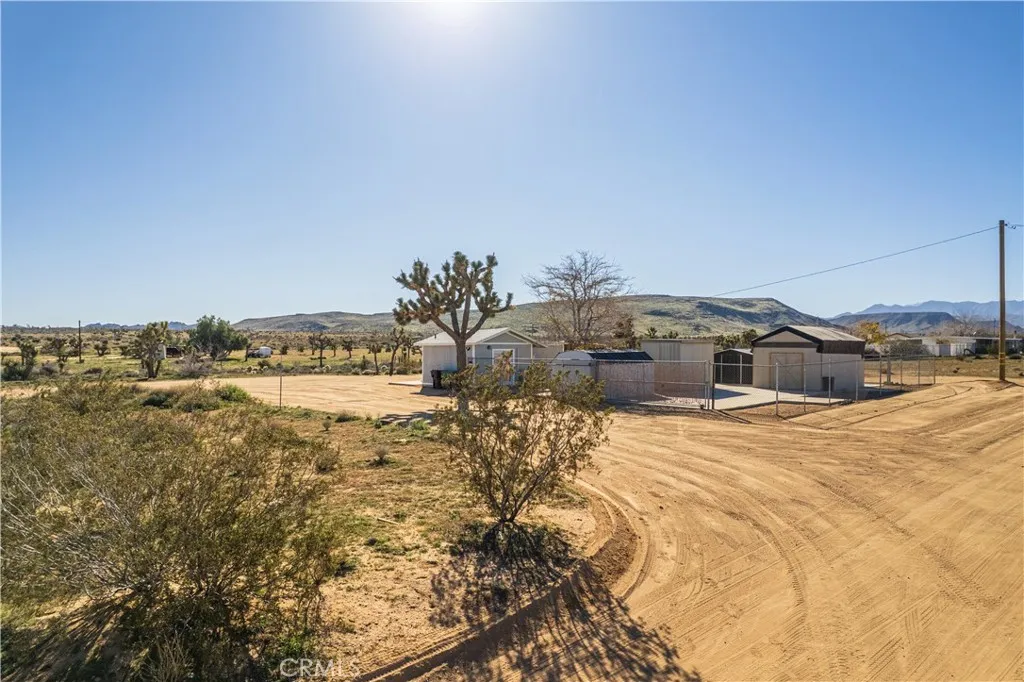 3220 Sage, Yucca Valley, California 92284 home-pic-39